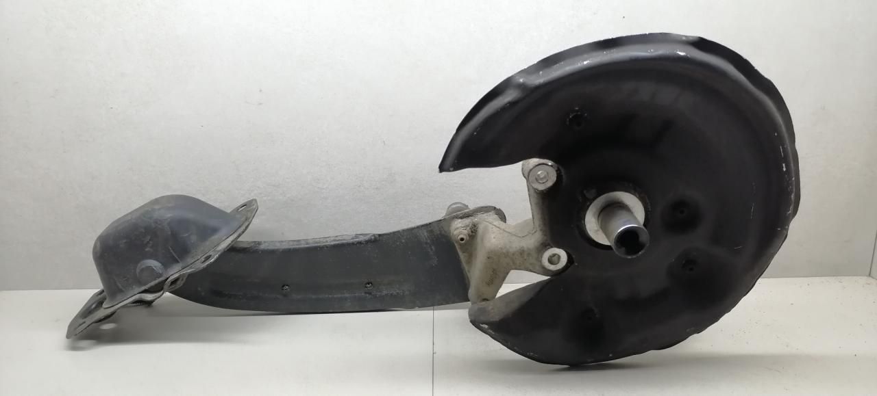 защитный кожух тормозного механизма Volkswagen Passat B6 2008, 2.0 л., TDi, CBAB, дизель, 6МКПП, серебристый, универсал, 5N0615611C, 3C0505225A - фото №1