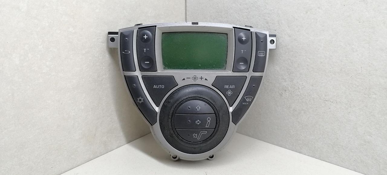 блок управления печки / климат-контроля Citroen C8 1 поколение 2003, 2.0 л., HDi, дизель, 5МКПП, серый, минивэн, 14874990YR, A83000200, 9140010393 - фото №1
