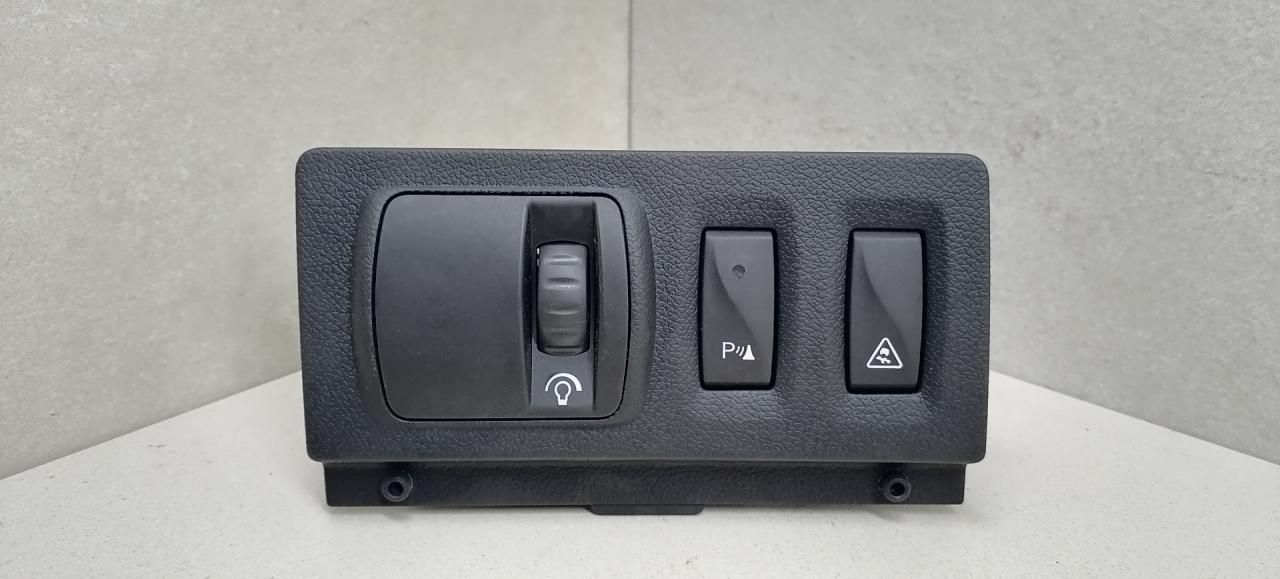 кнопка регулировки света Renault Laguna 3 поколение 2007, 2.0 л., DCi, M9R 802, дизель, 6МКПП, голубой, хетчбэк 5 дв., 251630001R, 259800002RB, 88020010427 - фото №1