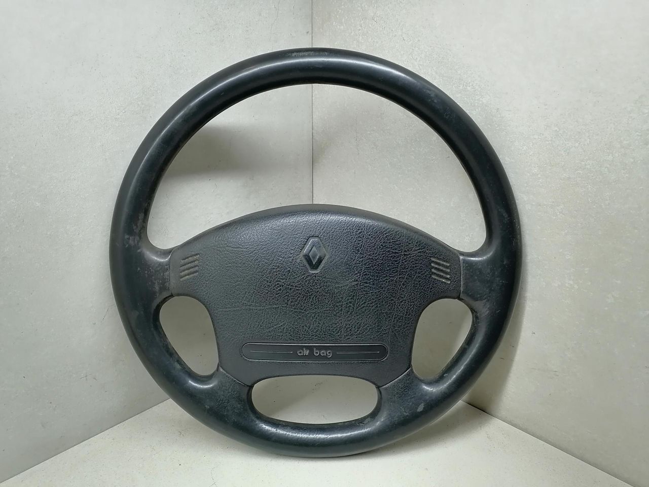 руль Renault Laguna 1 поколение B56A/B 1994, 1.8 л., mono, бензин, 5МКПП, хетчбэк 5 дв., передний привод, 7700823788-C, 7700334572-D