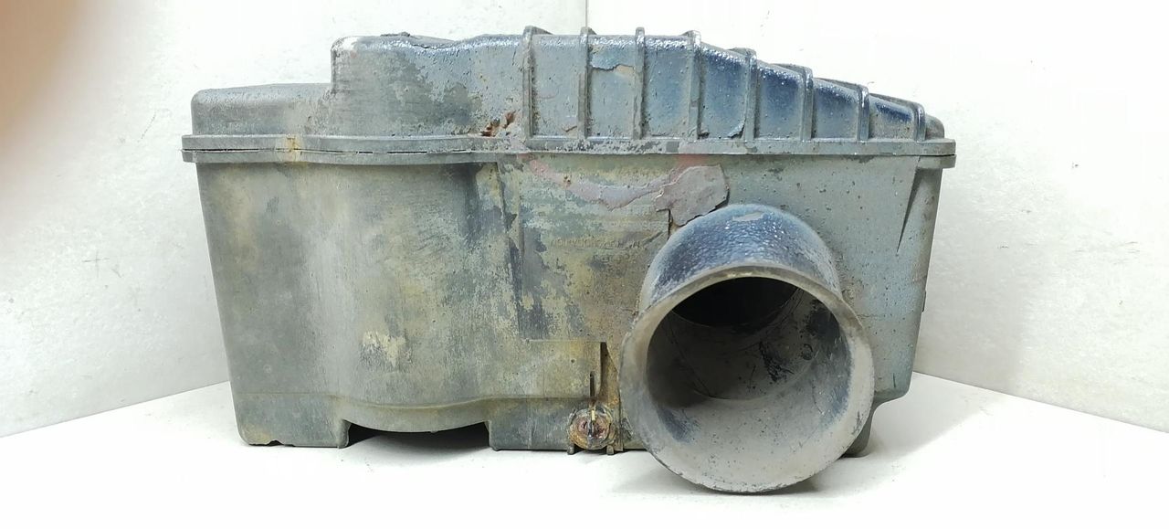 резонатор воздушного фильтра Renault Laguna 1 поколение B56A/B 1994, 1.8 л., mono, бензин, 5МКПП, хетчбэк 5 дв., передний привод, 7700858315, 7700859506 - фото №1