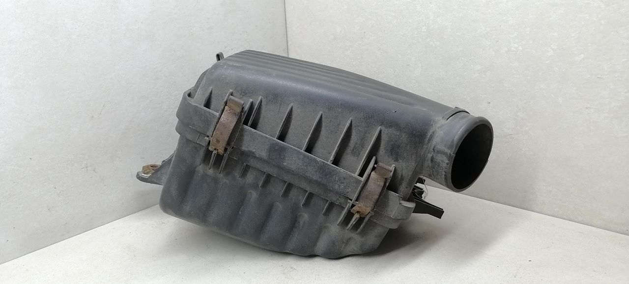 корпус воздушного фильтра Daewoo Lanos T100 1998, 1.3 л., MPI, A13SMS, бензин, 5МКПП, зелёный, хетчбэк 3 дв., передний привод, 96182219 - фото №1