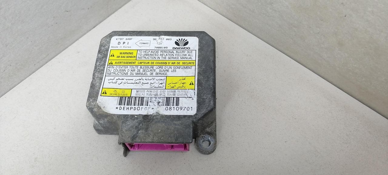 блок AirBag Daewoo Lanos T100 1998, 1.3 л., MPI, A13SMS, бензин, 5МКПП, зелёный, хетчбэк 3 дв., передний привод, 96217003, 7088109 - фото №1
