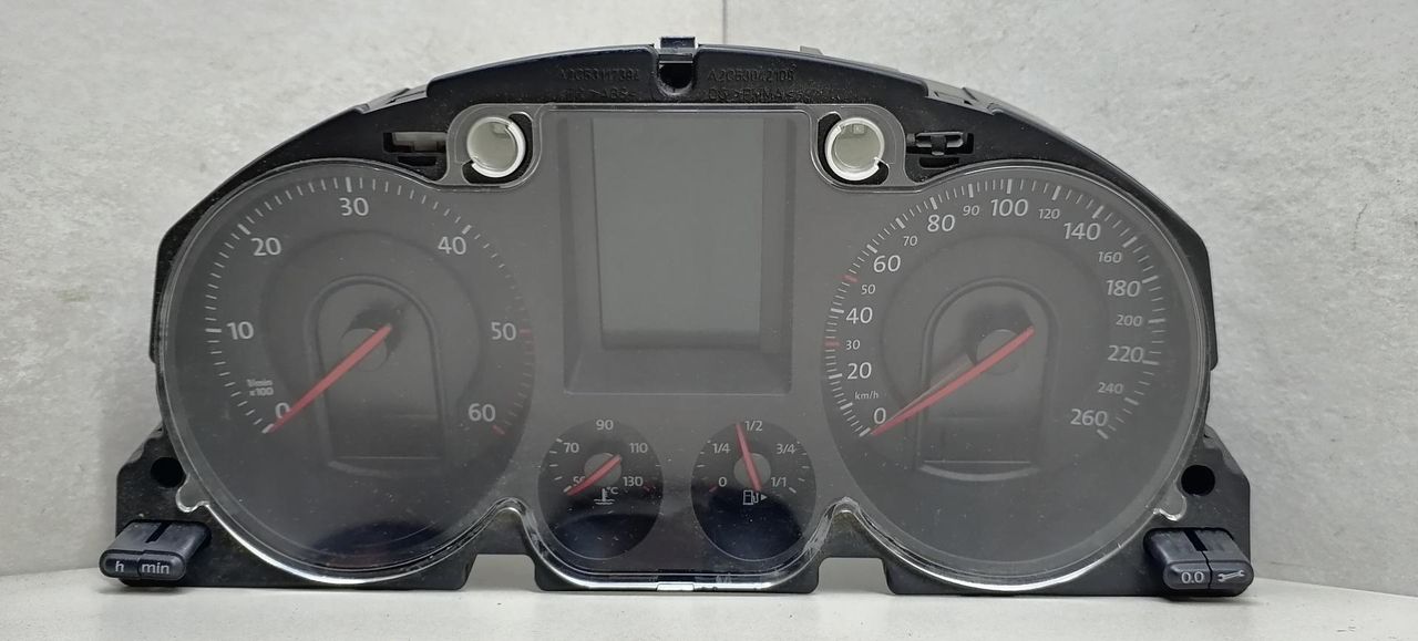 щиток приборов (приборная панель) Volkswagen Passat B6 2008, 2.0 л., TDi, CBAB, дизель, 6МКПП, серебристый, универсал, 3C0920871E
