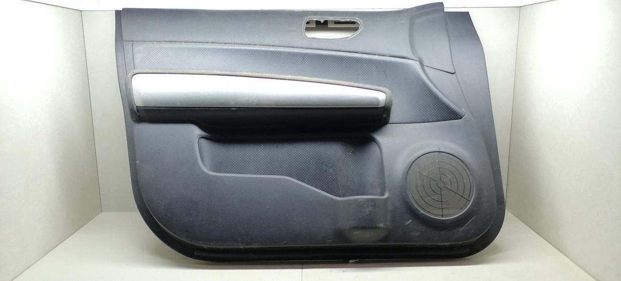 обшивка двери передняя левая Nissan X-Trail T31 NT31 2009, 2.0 л., DCi, M9R, дизель, 6МКПП, серый, внедорожник 5 дв., полный подключаемый привод, 80911JG00A