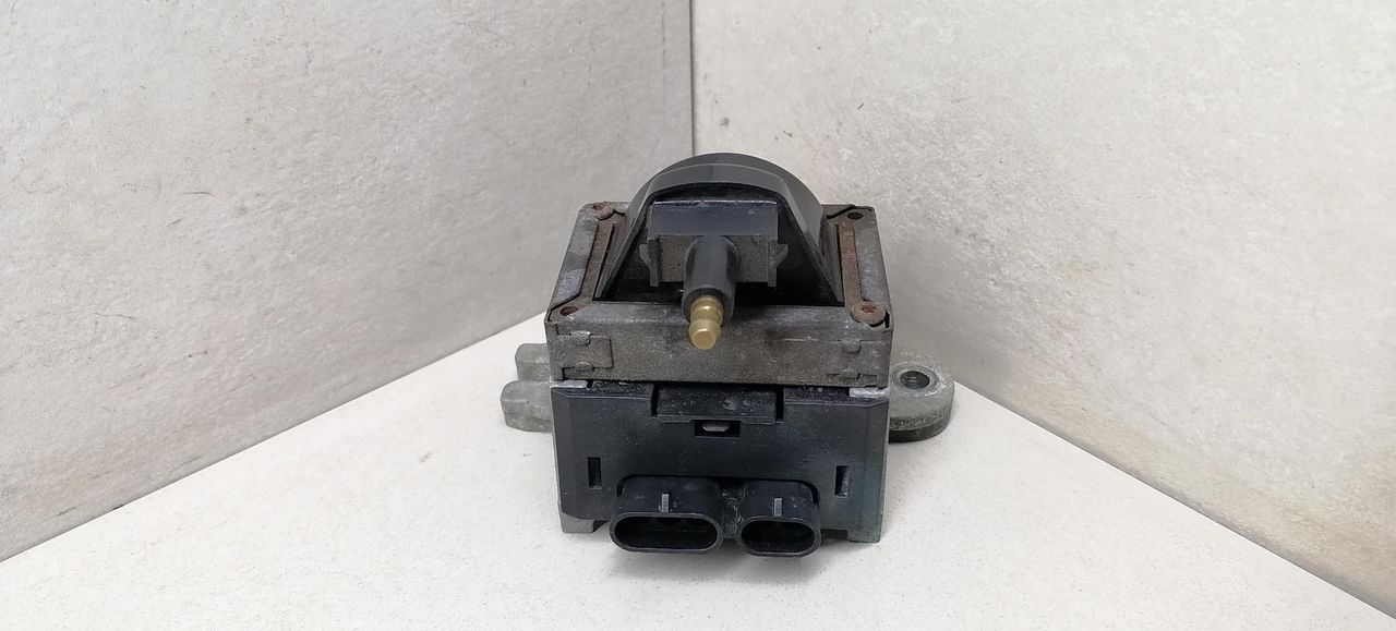 катушка зажигания Renault Laguna 1 поколение B56A/B 1994, 1.8 л., mono, бензин, 5МКПП, хетчбэк 5 дв., передний привод