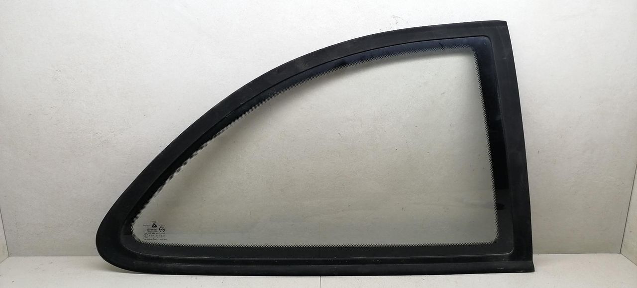 стекло кузовное боковое правое Daewoo Lanos T100 1998, 1.3 л., MPI, A13SMS, бензин, 5МКПП, зелёный, хетчбэк 3 дв., передний привод, 96234663