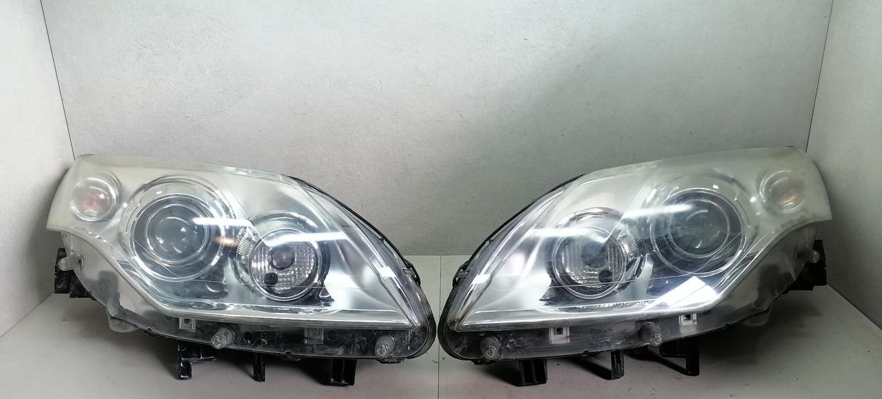 Фара передняя (комплект) Renault Laguna 3 поколение 2007, 2.0 л., DCi, M9R 802, дизель, 6МКПП, голубой, хетчбэк 5 дв., 260100040R, 89901845, 260600035R, 89901838