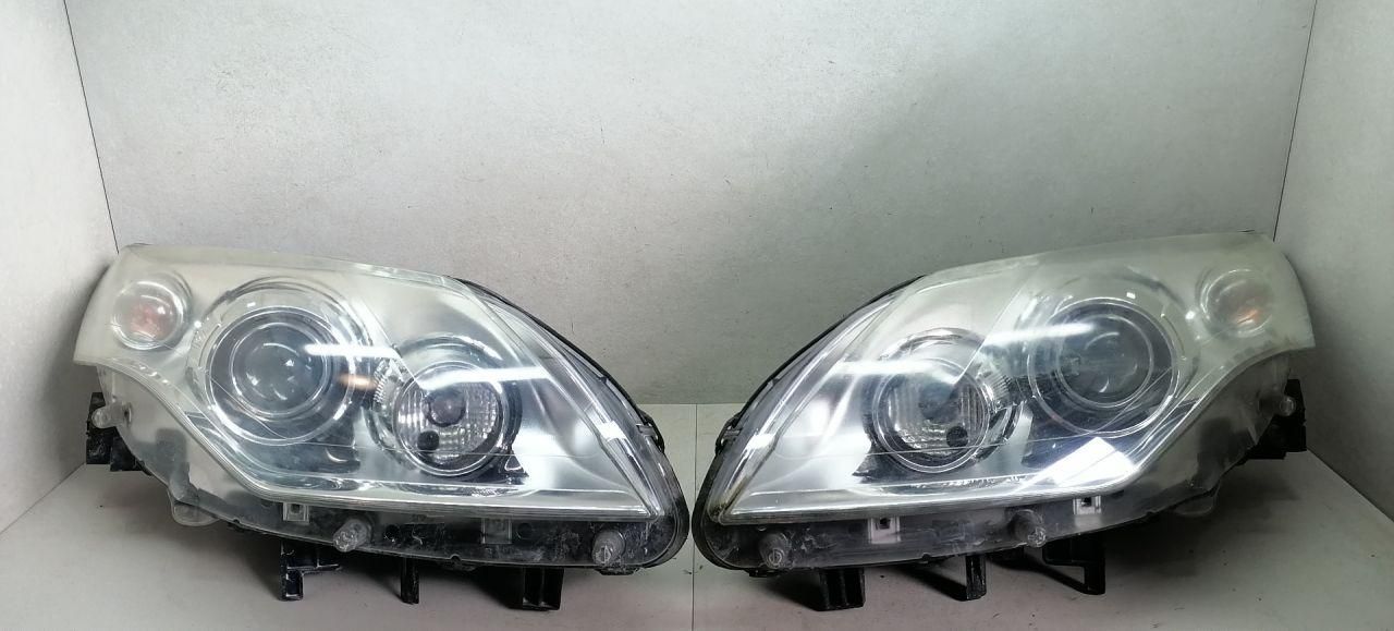 фара правая Renault Laguna 3 поколение 2007, 2.0 л., DCi, M9R 802, дизель, 6МКПП, голубой, хетчбэк 5 дв., 260100040R, 89901845, 260600035R, 89901838