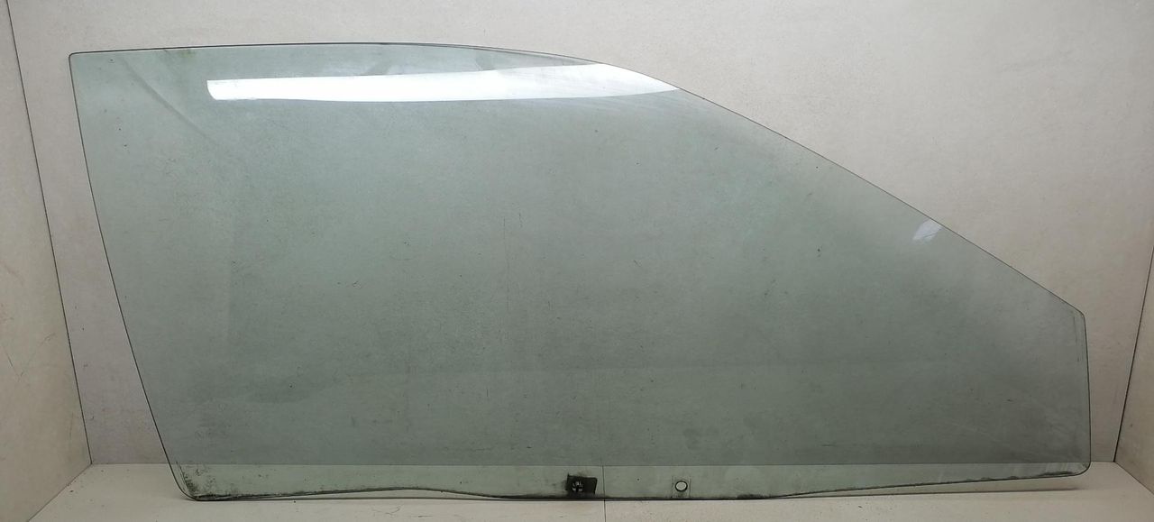 стекло двери передней правой Proton Wira 1 поколение 1997, хетчбэк 3 дв.
