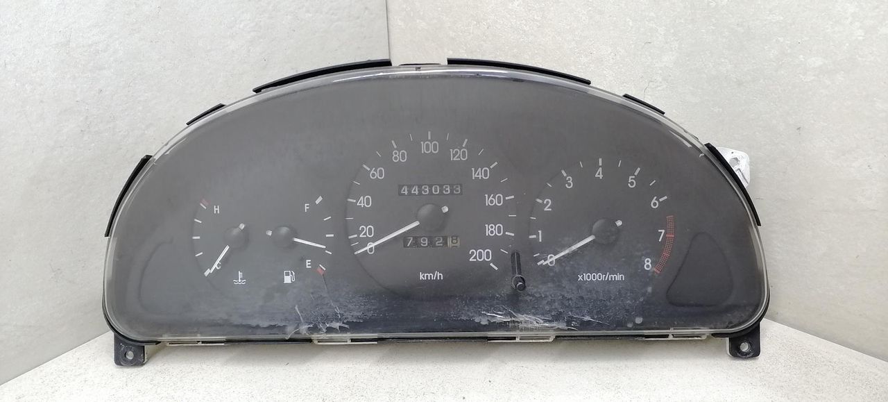 щиток приборов (приборная панель) Daewoo Lanos T100 1998, 1.3 л., MPI, A13SMS, бензин, 5МКПП, зелёный, хетчбэк 3 дв., передний привод, 96304717RG