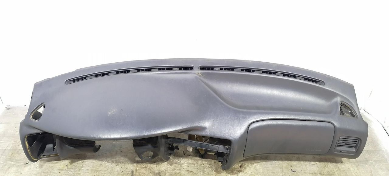 панель передняя салона (торпедо) Toyota Corolla 7 поколение (E100) EE101 1996, 1.3 л., 4E-FE, бензин, 5МКПП, хетчбэк 3 дв.