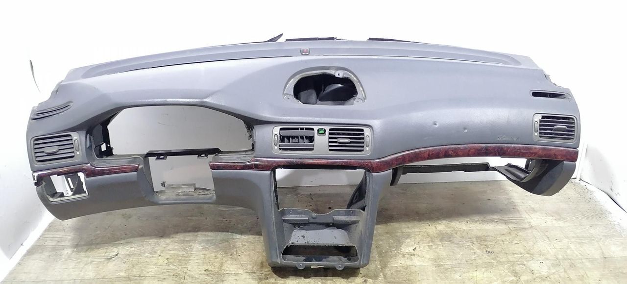 панель передняя салона (торпедо) Volvo S80 1 поколение 2001, 2.8 л., B 6284 T, бензин, АКПП, синий, седан