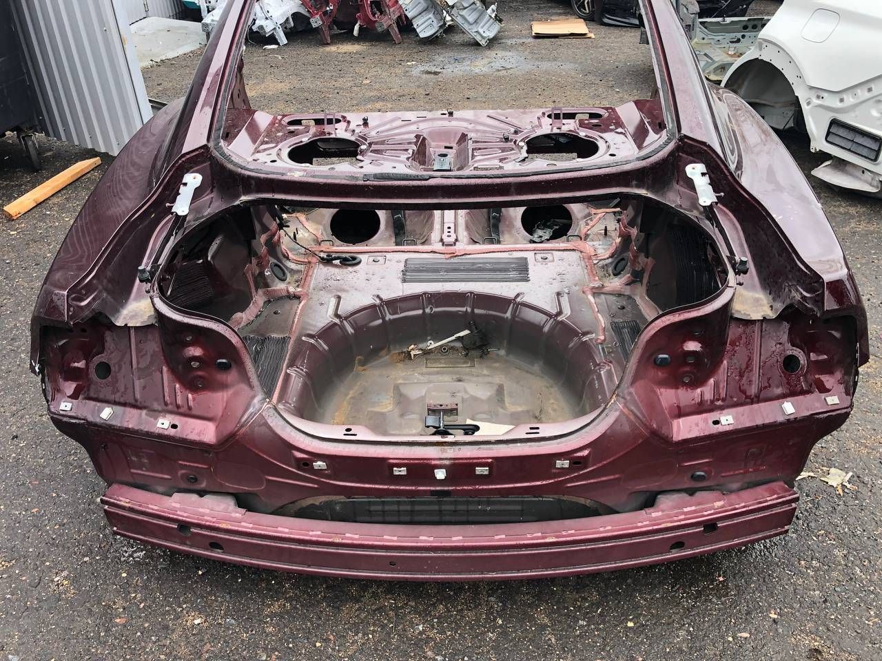 петля крышки багажника Ford Mustang 6 поколение S550 [рестайлинг] 2019, 2.3 л., бензин, АКПП, купе