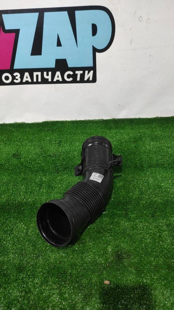патрубок воздушного фильтра Maserati Levante 1 поколение M161 2019, 3.0 л., дизель, АКПП, внедорожник 5 дв., полный привод, 670033792