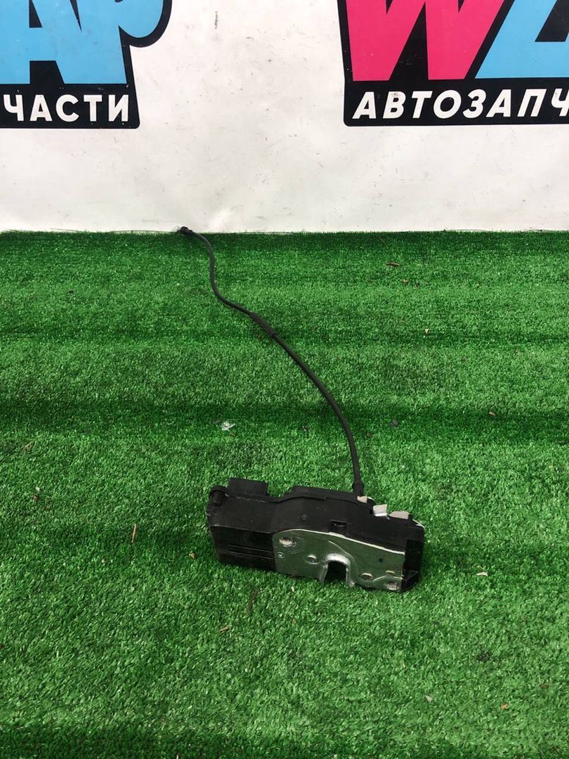 замок двери передней правой Tesla Model S 1 поколение [рестайлинг] 2016, электро, 6008912-00-C