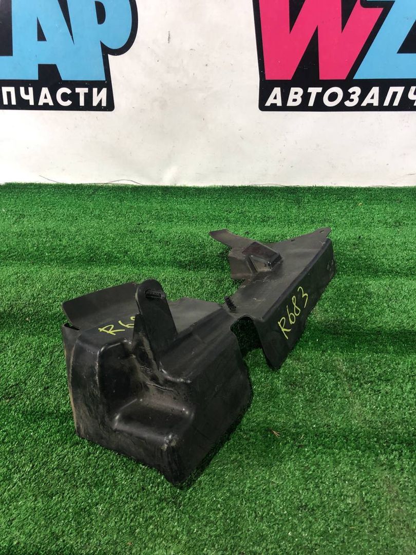 воздуховод (дефлектор) радиатора Ford Mustang 6 поколение S550 [рестайлинг] 2019, 2.3 л., бензин, купе, задний привод, FR3B-8103-BC
