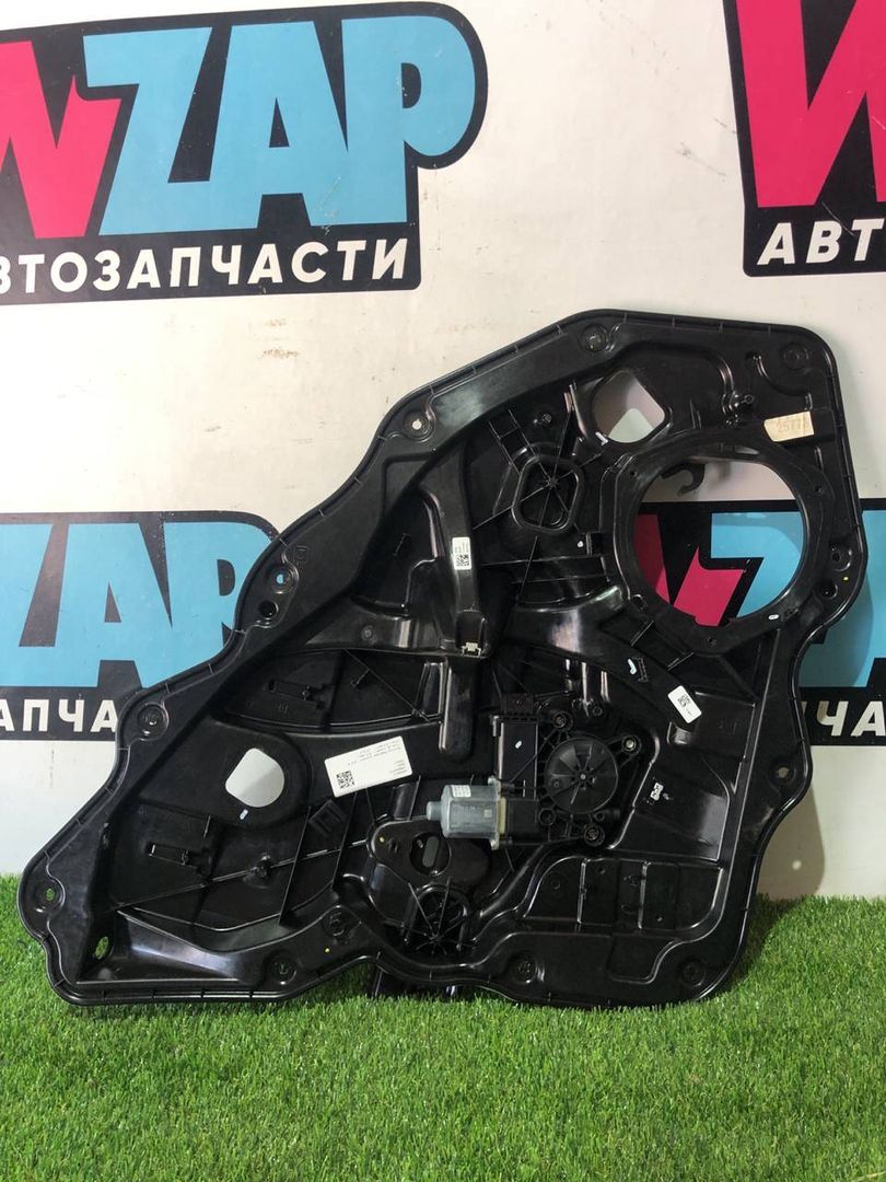 стеклоподъемник задний правый Alfa Romeo Stelvio 1 поколение 2018, 2.0 л., 50552810
