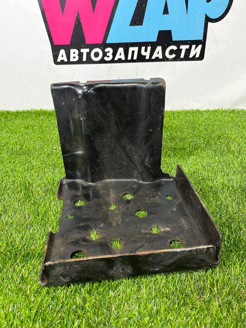кронштейн (крепление) Jeep Wrangler 4 поколение (2017 - 2023), 68437476