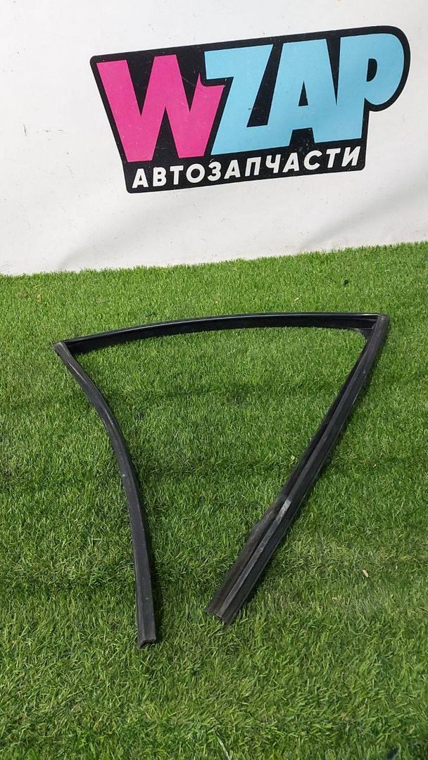 Уплотнитель стекла BMW 5 серия F10/F11 [рестайлинг] F10 2014, 3.0 л., N55 B30 A, бензин, АКПП, седан