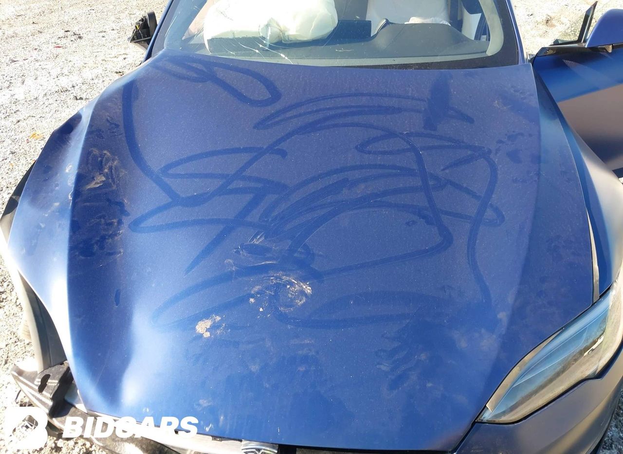 Tesla Model S 2-й рест. 2022