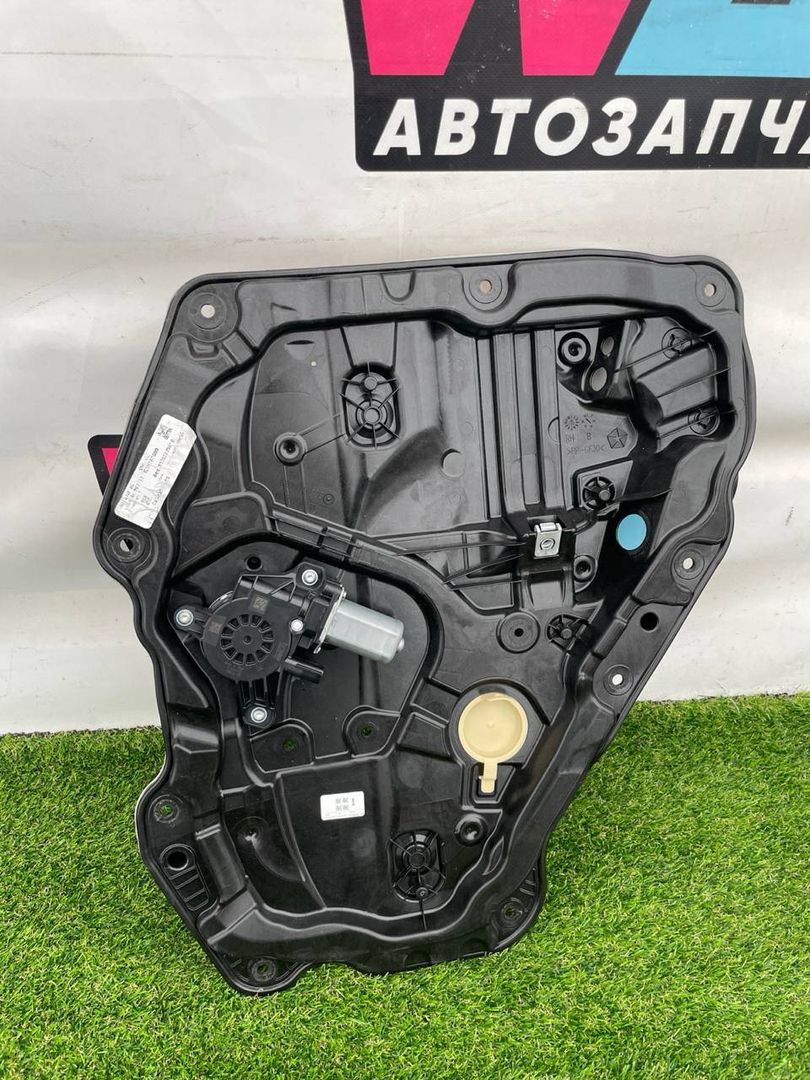 стеклоподъемник задний правый Jeep Wrangler 4 поколение 2020, АКПП, внедорожник 5 дв., 68301948AA