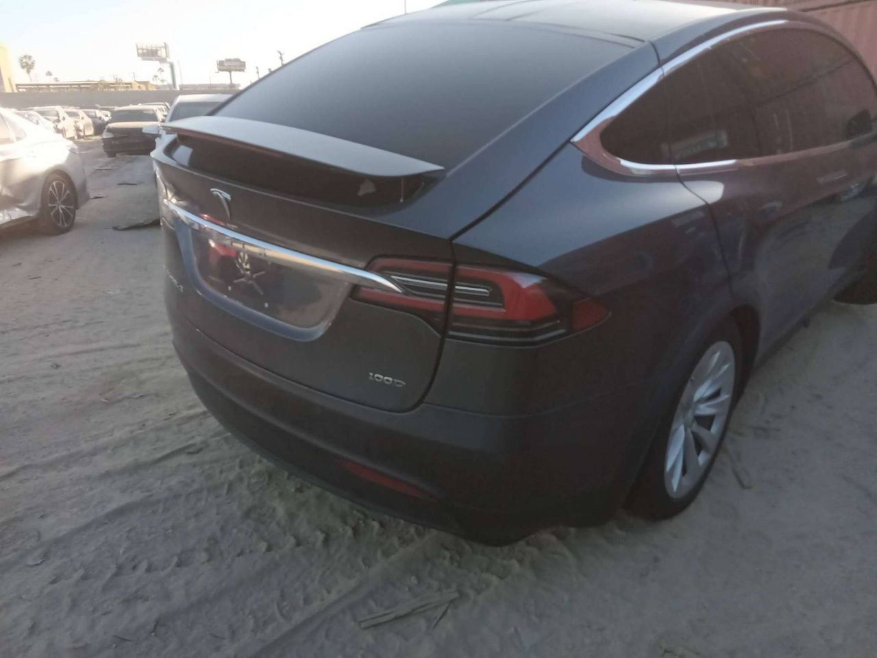 Tesla Model X 2018