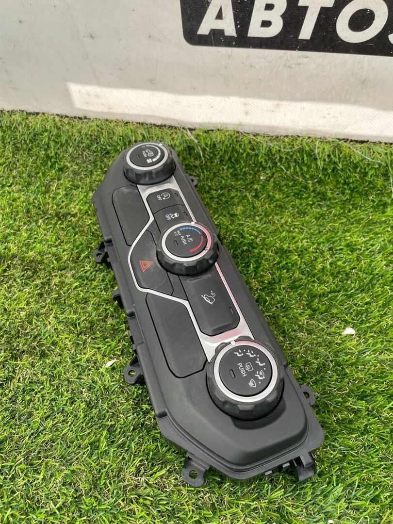 блок управления печки / климат-контроля Jeep Wrangler 4 поколение 2019, 2.0 л., бензин, АКПП, внедорожник 5 дв., полный привод, 6SZ05DX9AA