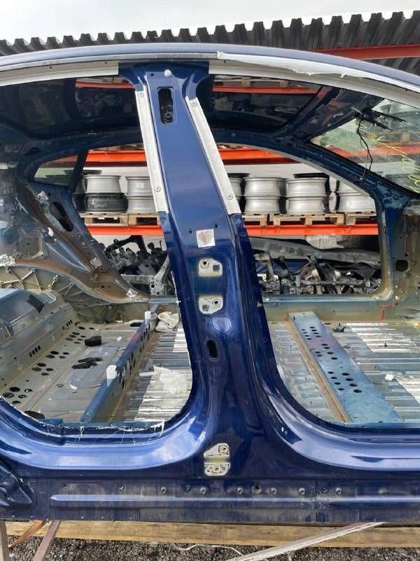 Стойка кузовная центральная правая Tesla Model S 1 поколение [2-й рестайлинг] 2022, электро, лифтбэк