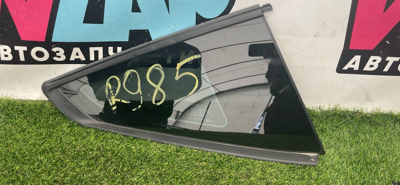 стекло кузовное боковое правое Ford Mustang 7 поколение S650 2024, 2.3 л., бензин, АКПП, черный, купе, задний привод, PR3B-C29700-AE