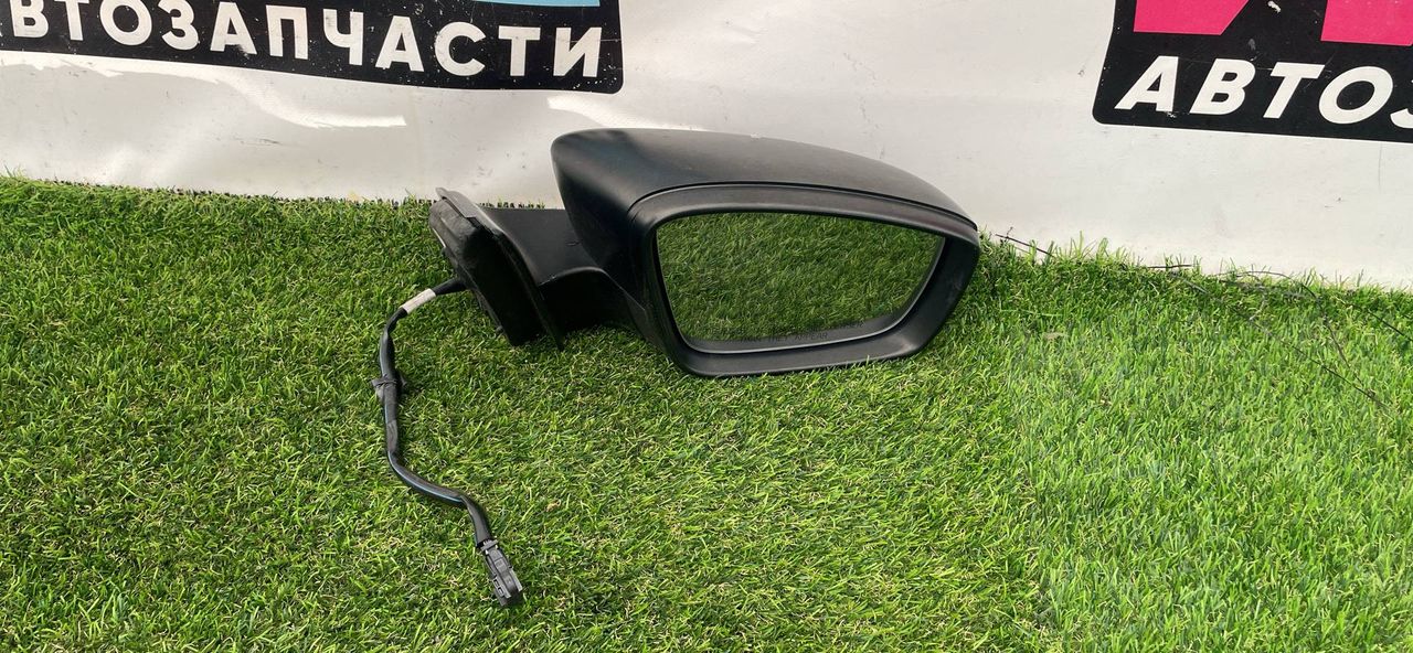 зеркало наружное правое Volkswagen Jetta 6 поколение 2014, 1.4 л., бензин, МКПП, седан, передний привод