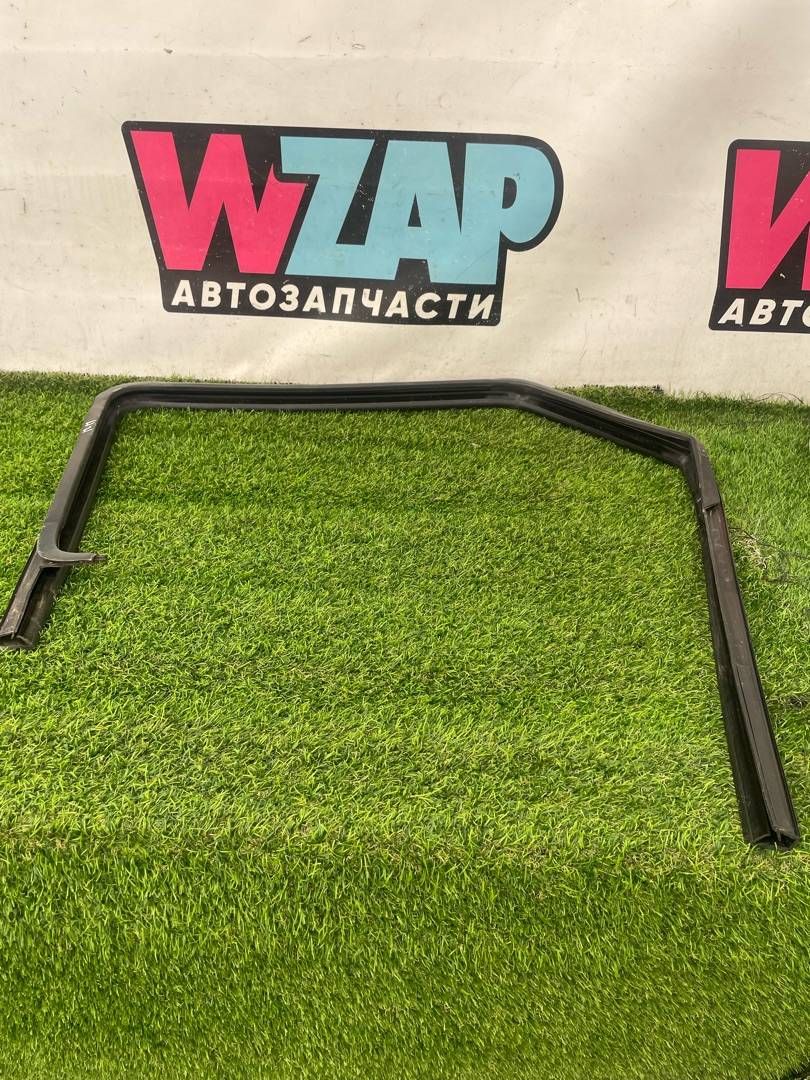 Уплотнитель стекла Jeep Wrangler 4 поколение 2020, АКПП, внедорожник 5 дв.