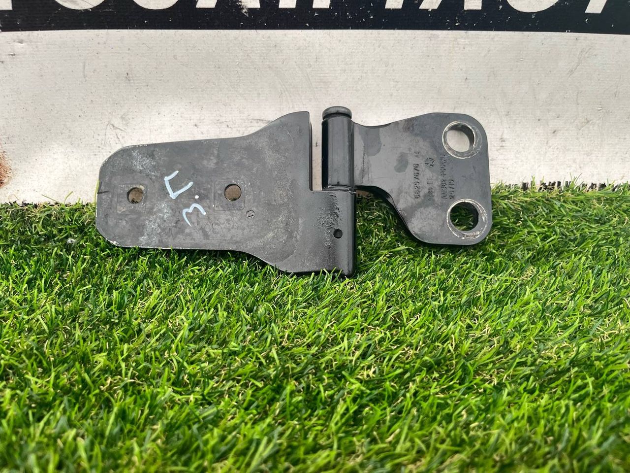 петля двери Jeep Wrangler 4 поколение 2020, АКПП, внедорожник 5 дв., 68297676AC