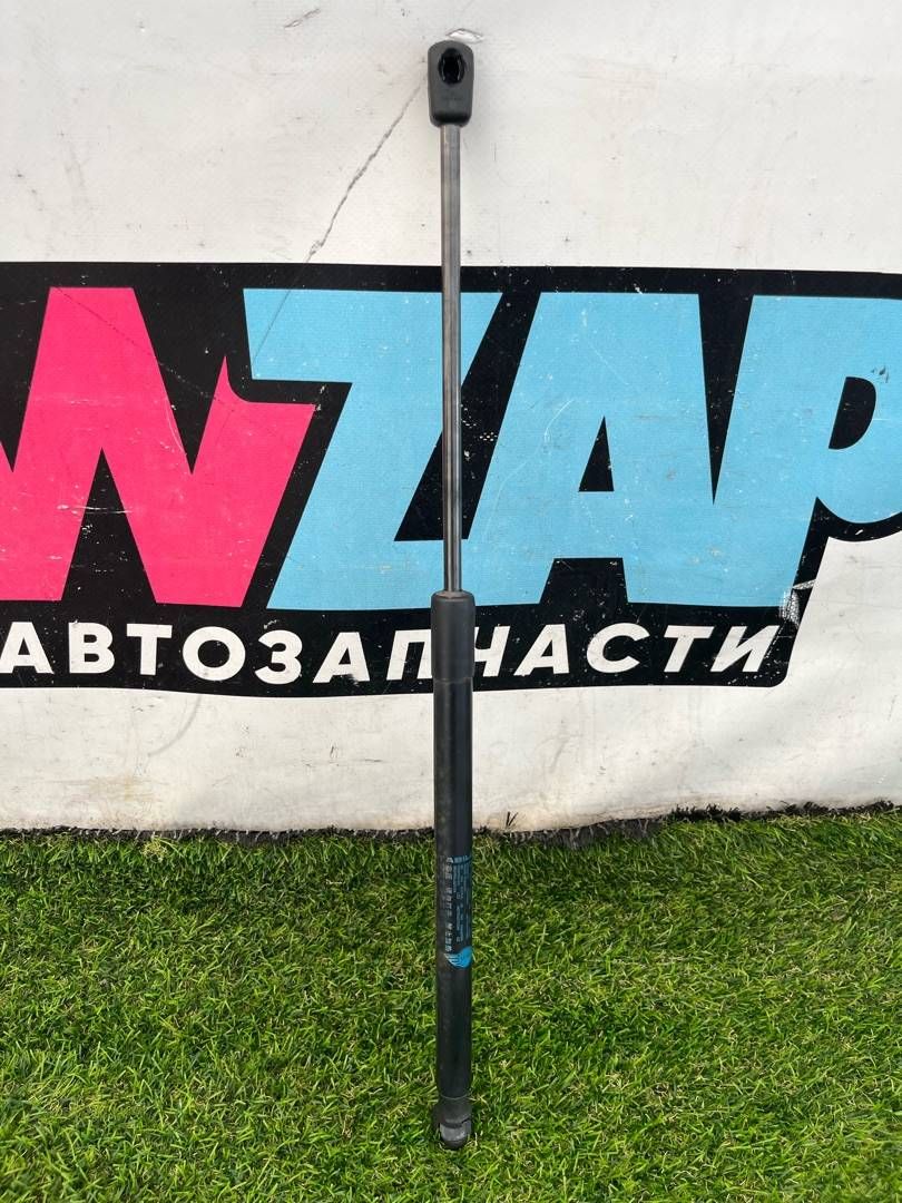 амортизатор крышки багажника (3-5 двери) Mini Cooper S 3 поколение 2018, 2.0 л., бензин, 6МКПП, хетчбэк 3 дв., 7300845