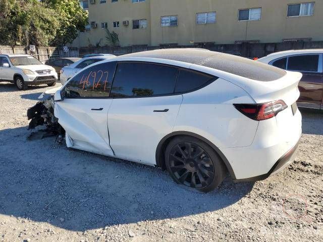 Tesla Model Y 2022