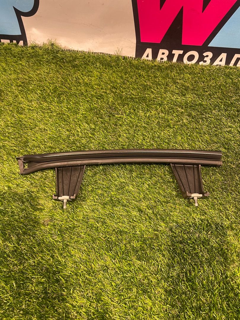 направляющая стекла Ford Explorer 6 поколение U625 2020, 2.3 л., бензин, АКПП, внедорожник 5 дв., полный привод