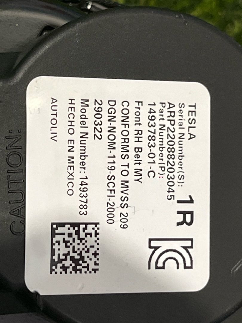 ремень безопасности Tesla Model Y 1 поколение 2022, электро, белый, 1493783-01-C