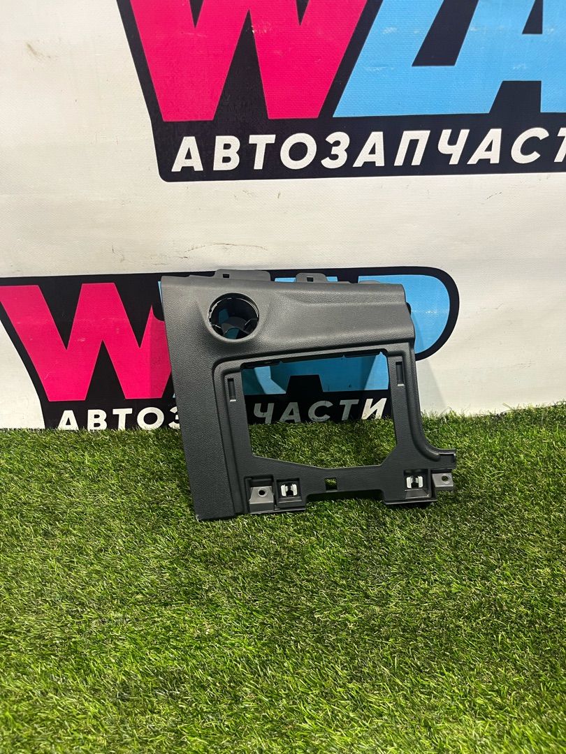 накладка на торпедо (консоль) Volkswagen Jetta 7 поколение 2019, 1.4 л., бензин, АКПП, седан, передний привод, 17B858365