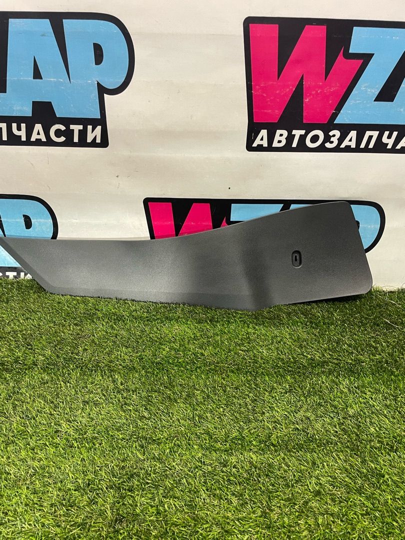 Декоративная накладка центральной консоли Volkswagen Jetta 7 поколение 2020, 1.4 л., бензин, АКПП, седан, передний привод, 17B863045