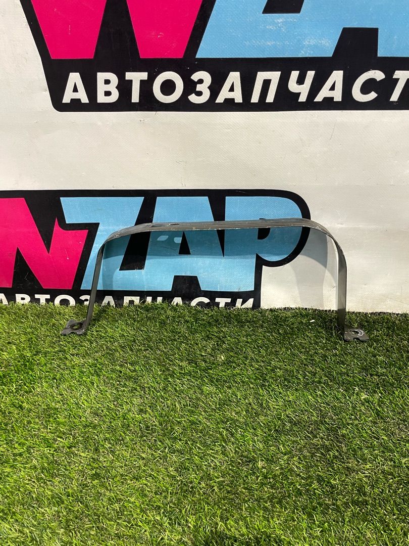 крепление бака топливного Volkswagen Jetta 7 поколение 2020, 1.4 л., бензин, АКПП, седан, передний привод, 5Q0201656