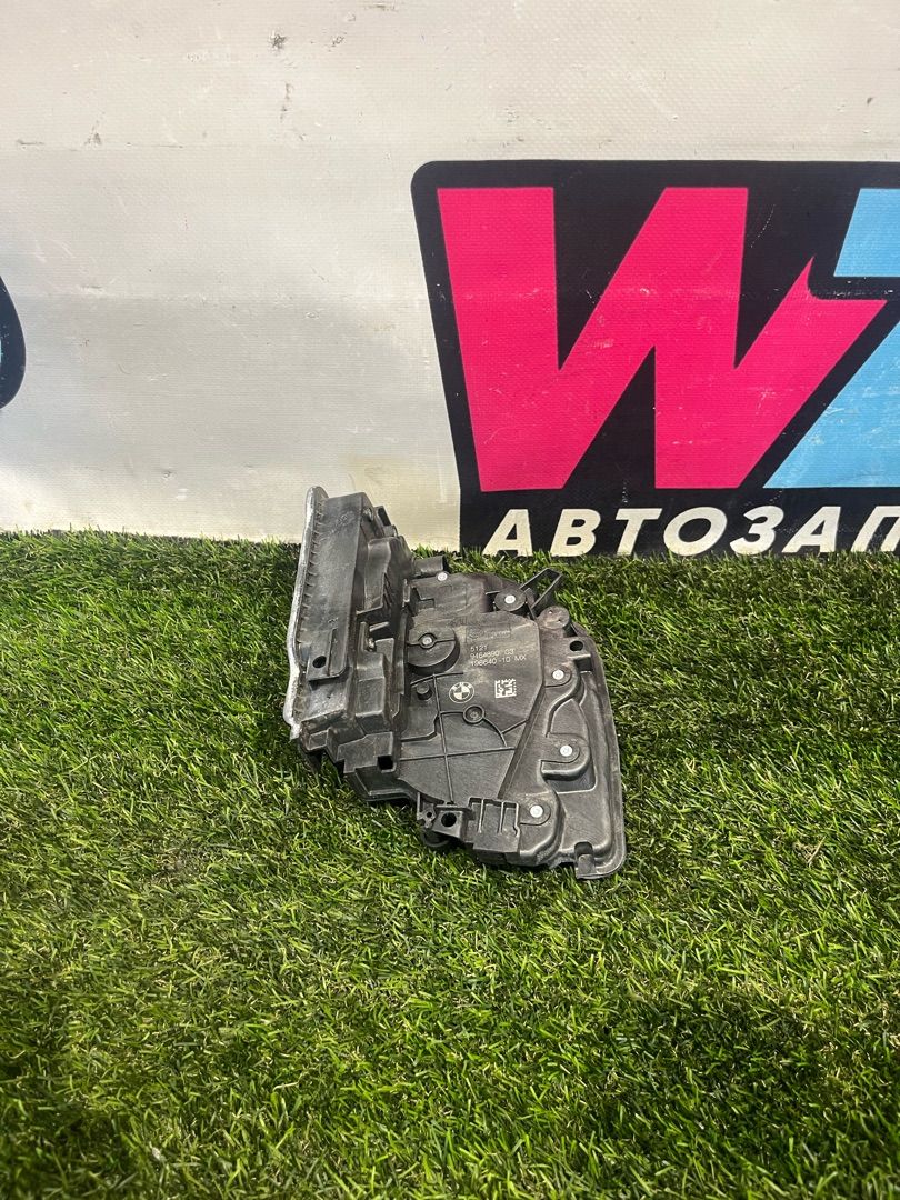 замок двери передней правой BMW X5 G05 (2018 - 2026), 9464890