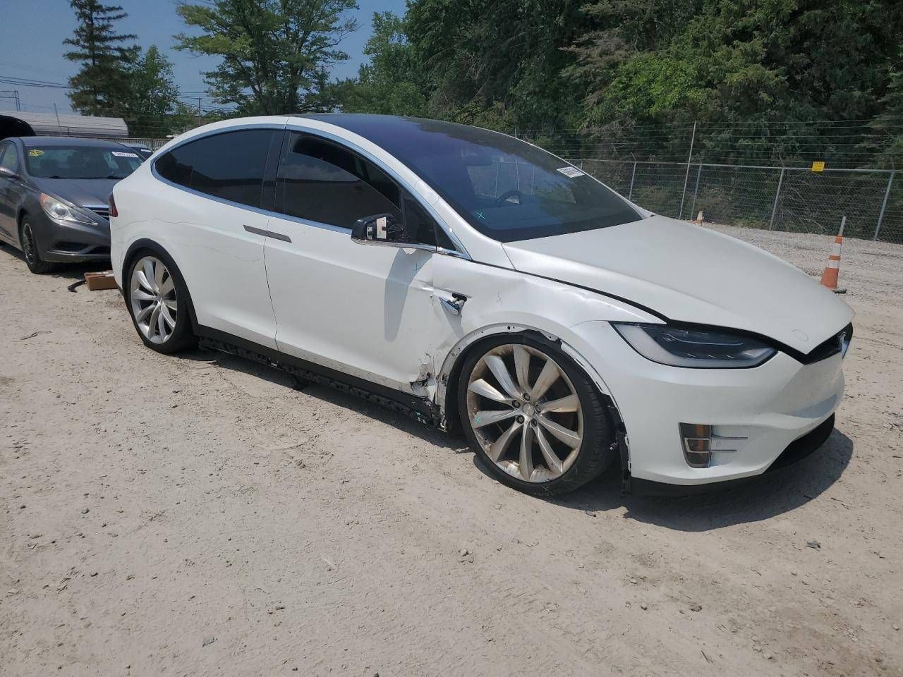 Tesla Model X 2017
