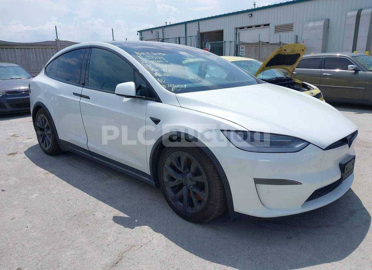 Tesla Model X рест. 2022