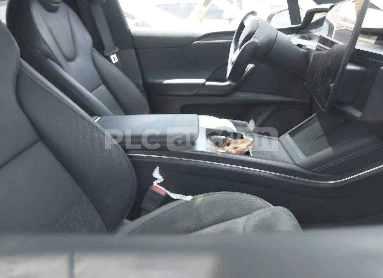 Tesla Model X рест. 2022