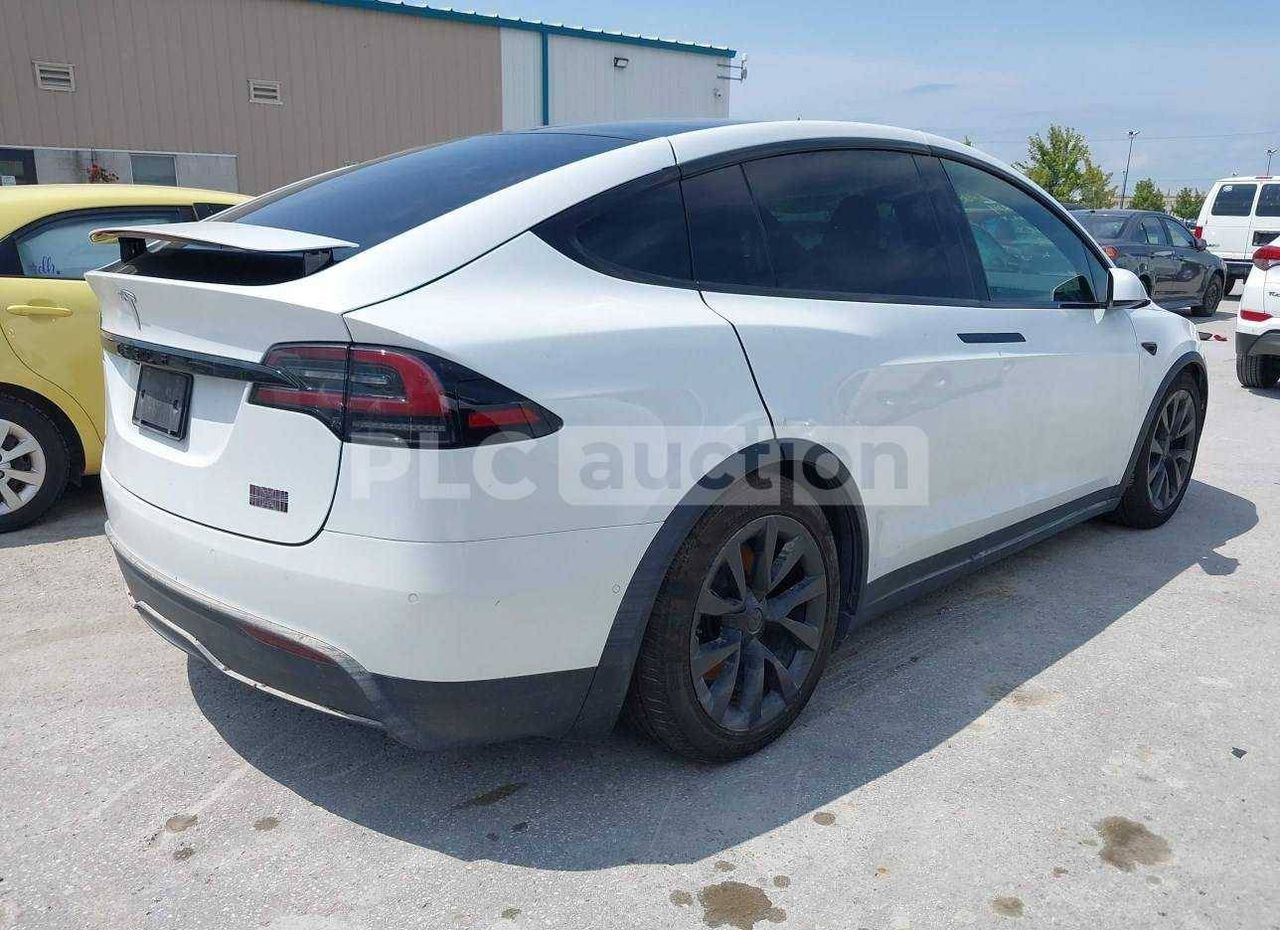 Tesla Model X рест. 2022