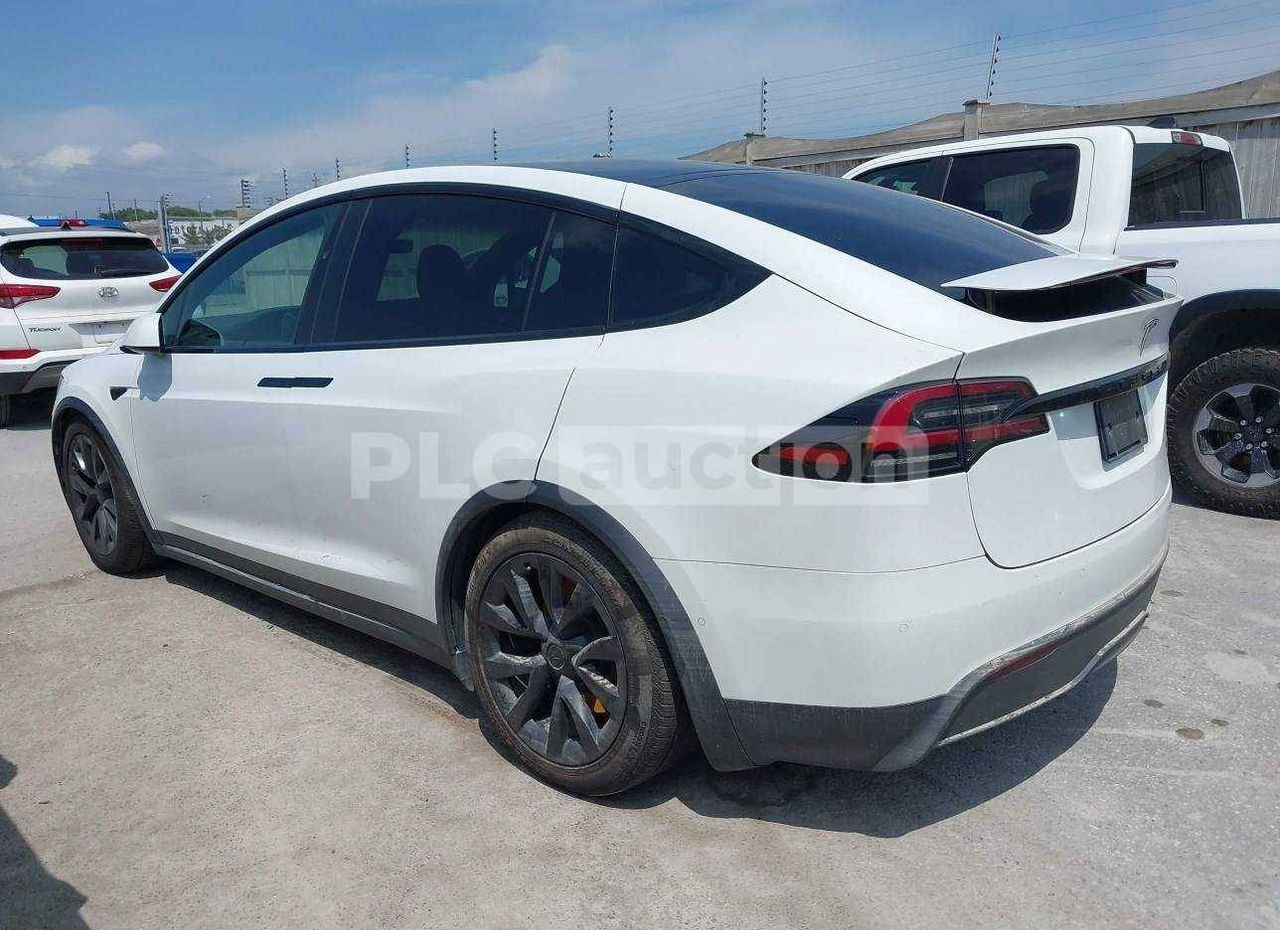 Tesla Model X рест. 2022