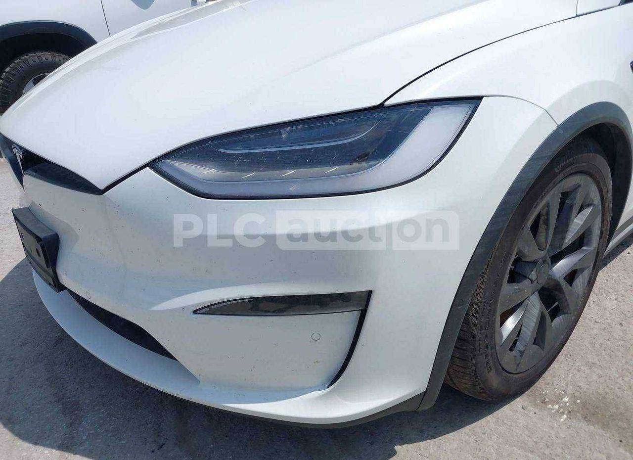 Tesla Model X рест. 2022