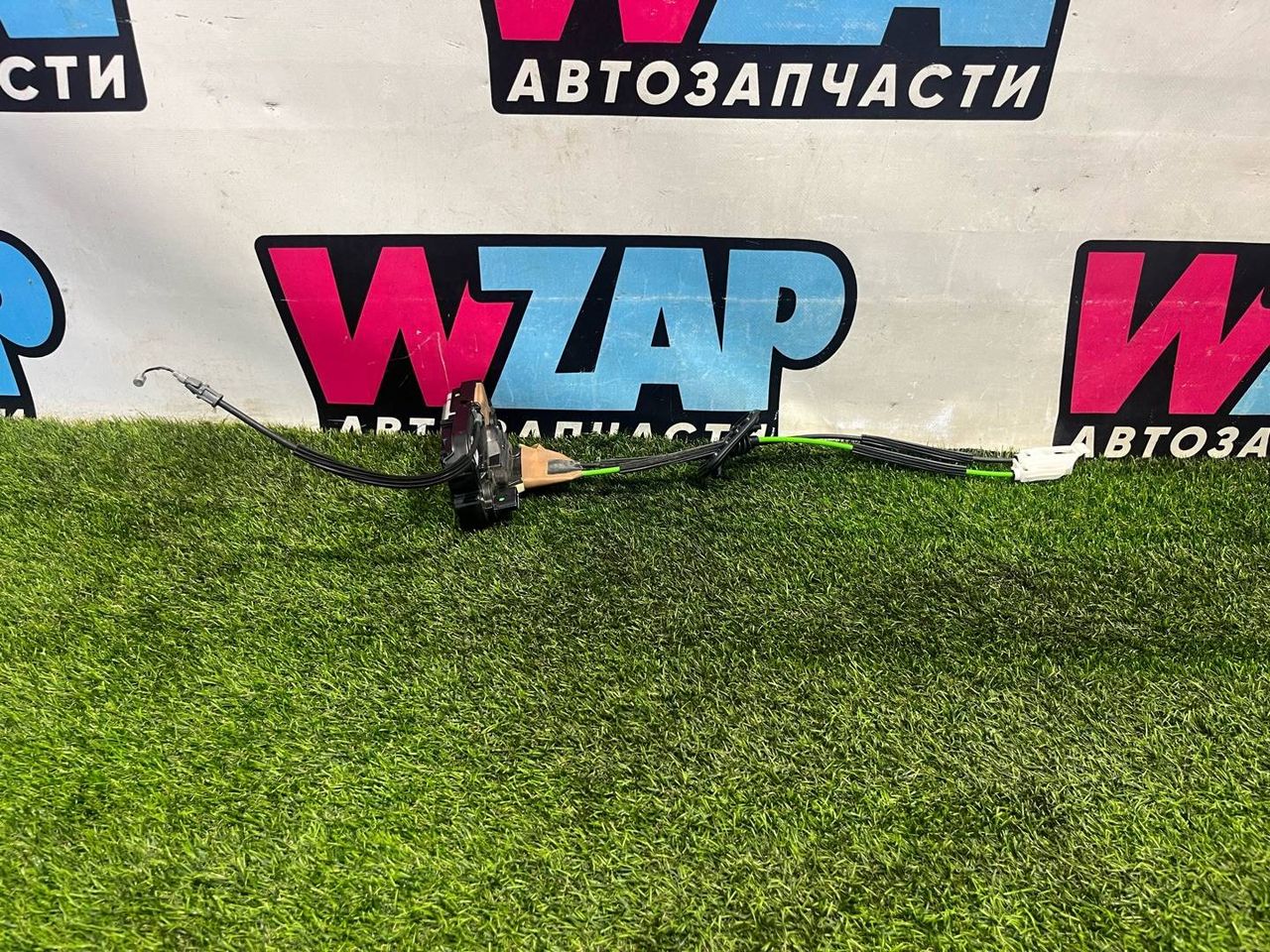 замок двери задней левой Ford Escape 4 поколение CX482 2021, 1.5 л., бензин, АКПП, внедорожник 5 дв., передний привод, LJ6B-S264A33-AE