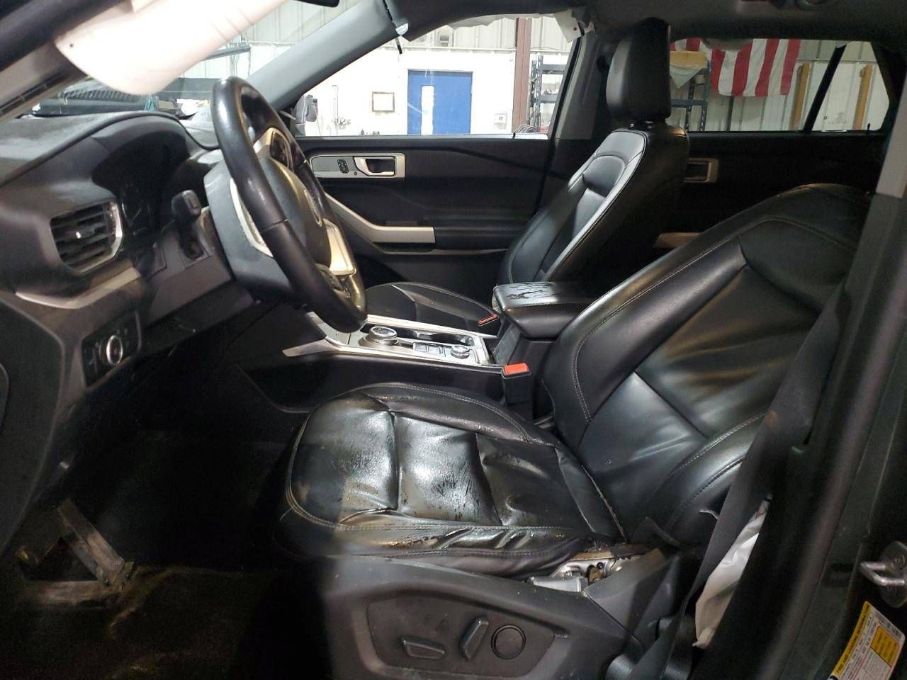 Ford Explorer 6 U625 2023