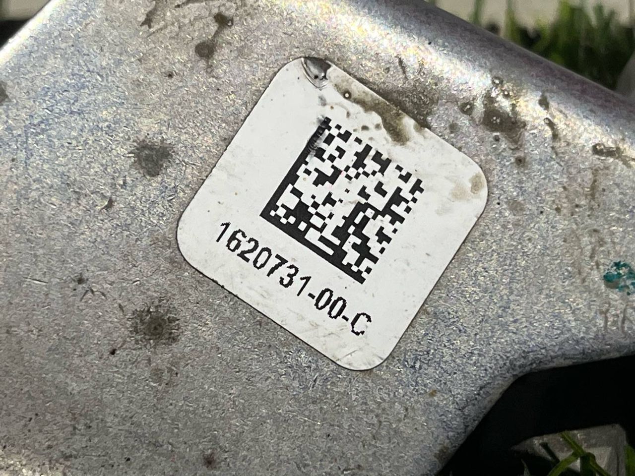 шланг тормозной Tesla Model X 1 поколение [рестайлинг] 2022, электро, 1620731-00-C